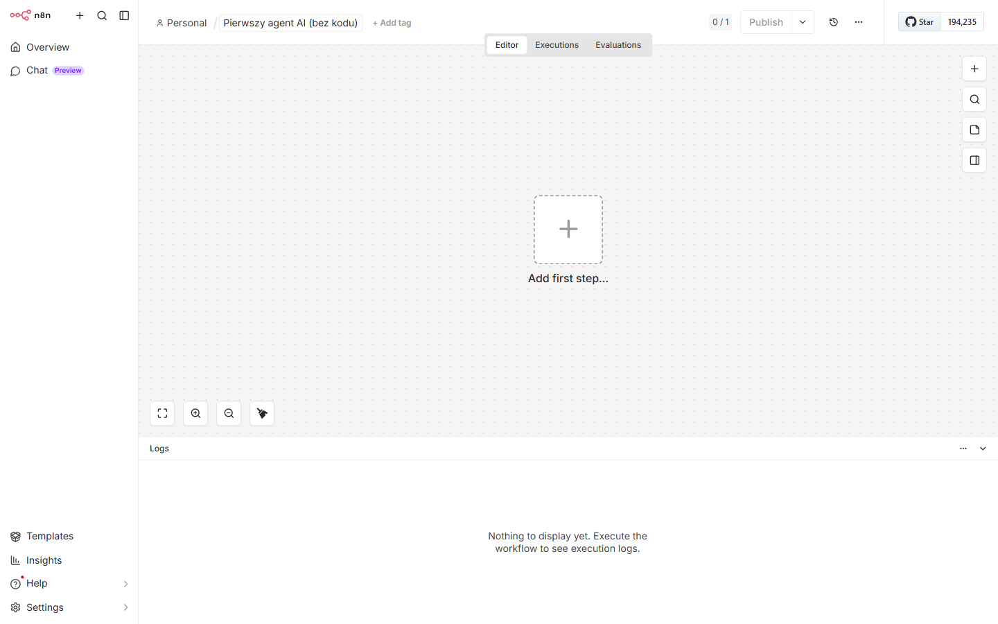 Pusty workflow w n8n z przyciskiem Add first step