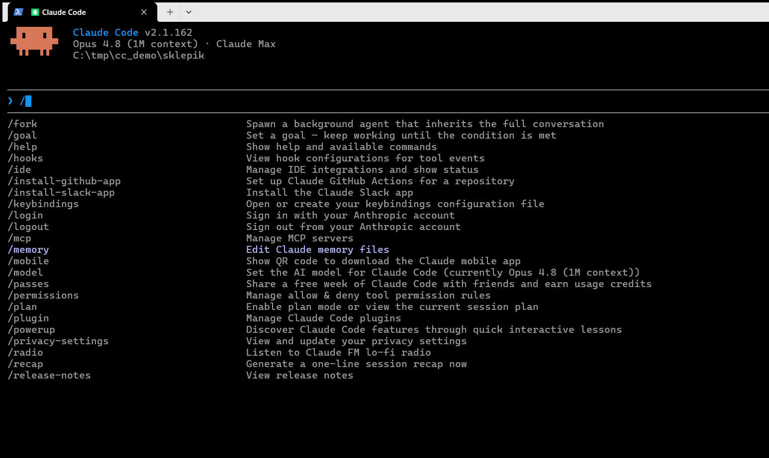 Dalsza część menu komend slash w Claude Code: /ide, /install-github-app, /login, /mcp, /memory, /model, /permissions, /plan, /plugin i inne