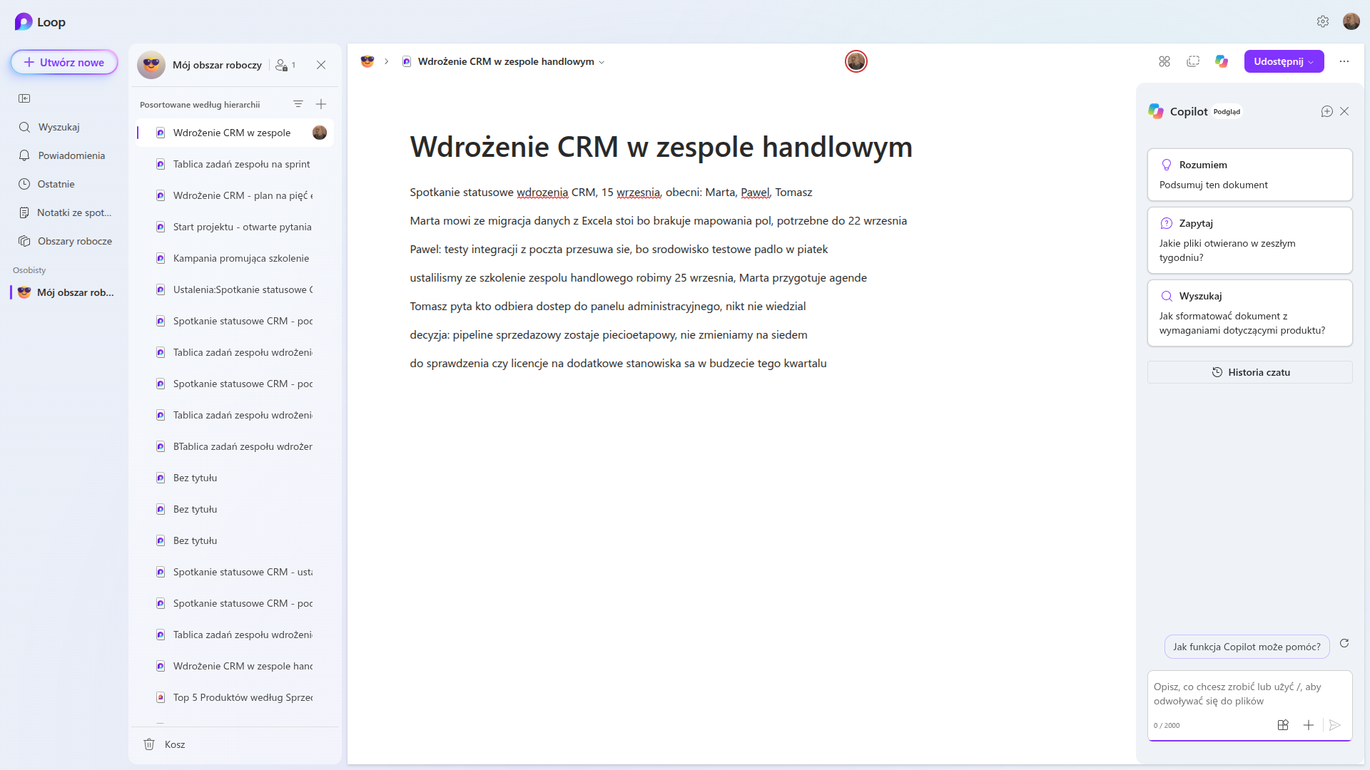 Strona Loop Wdrożenie CRM w zespole handlowym z siedmioma surowymi linijkami notatek ze spotkania i panelem Copilota gotowym do pierwszego polecenia