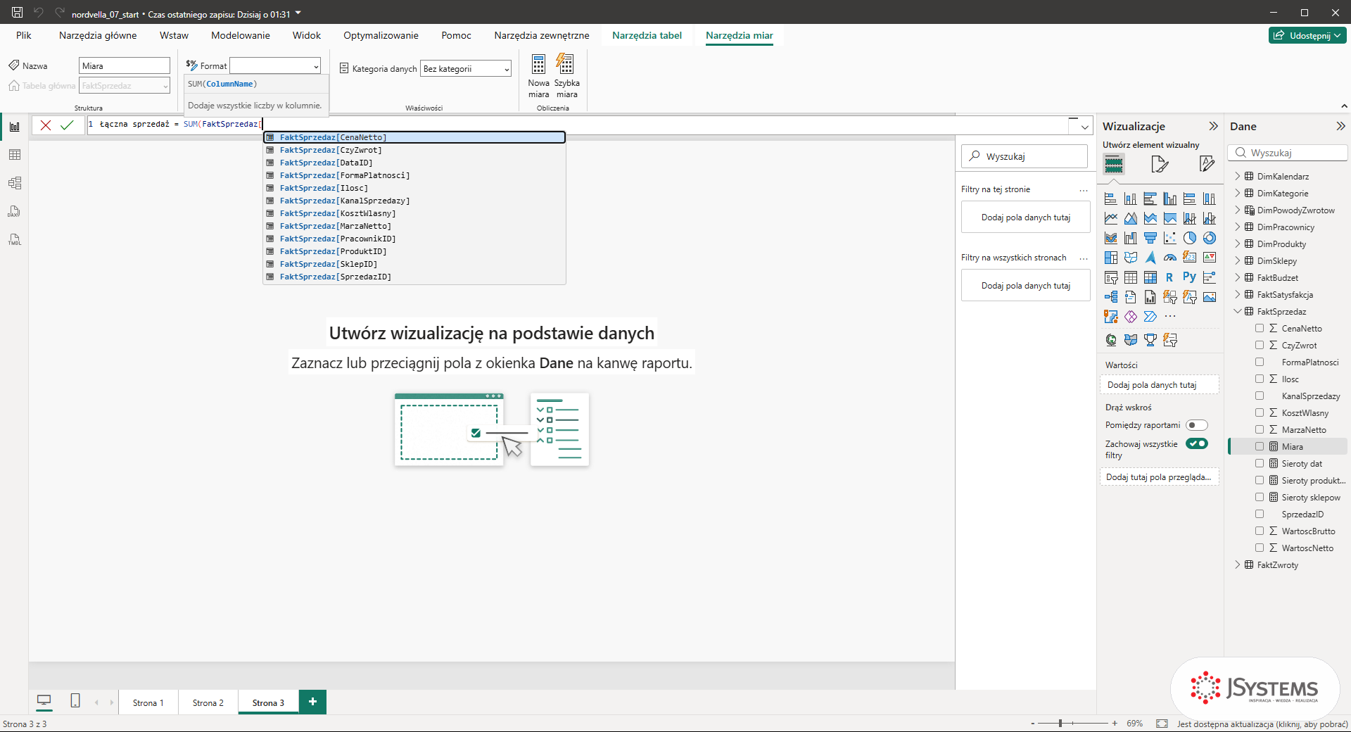 IntelliSense w Power BI po wpisaniu SUM(FaktSprzedaz[, lista kolumn tabeli FaktSprzedaz i podpowiedź SUM(ColumnName)